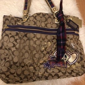 Coach poppy shoulder bad